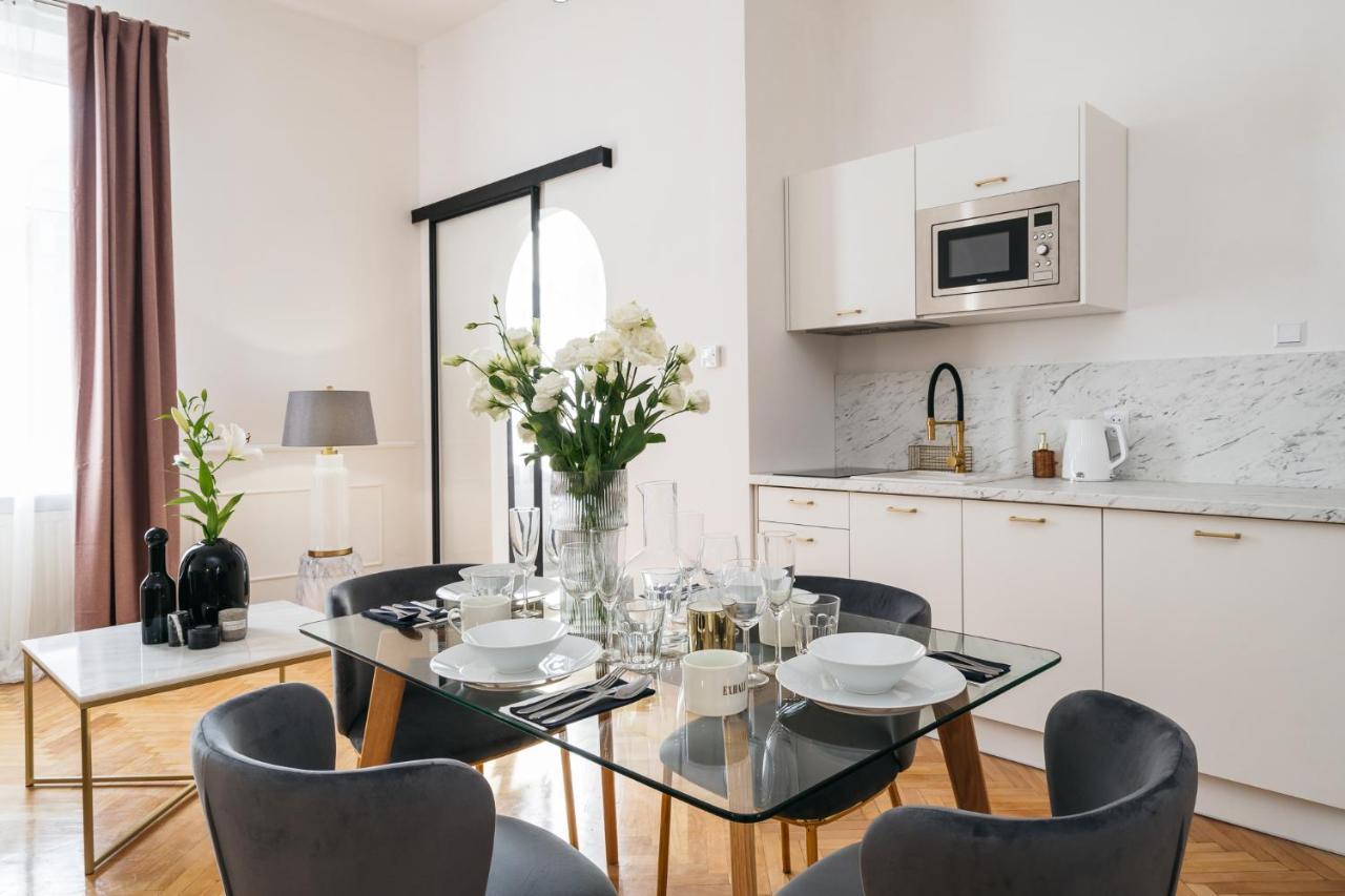 Luna Apartment - Loftaffair Krakow Luaran gambar