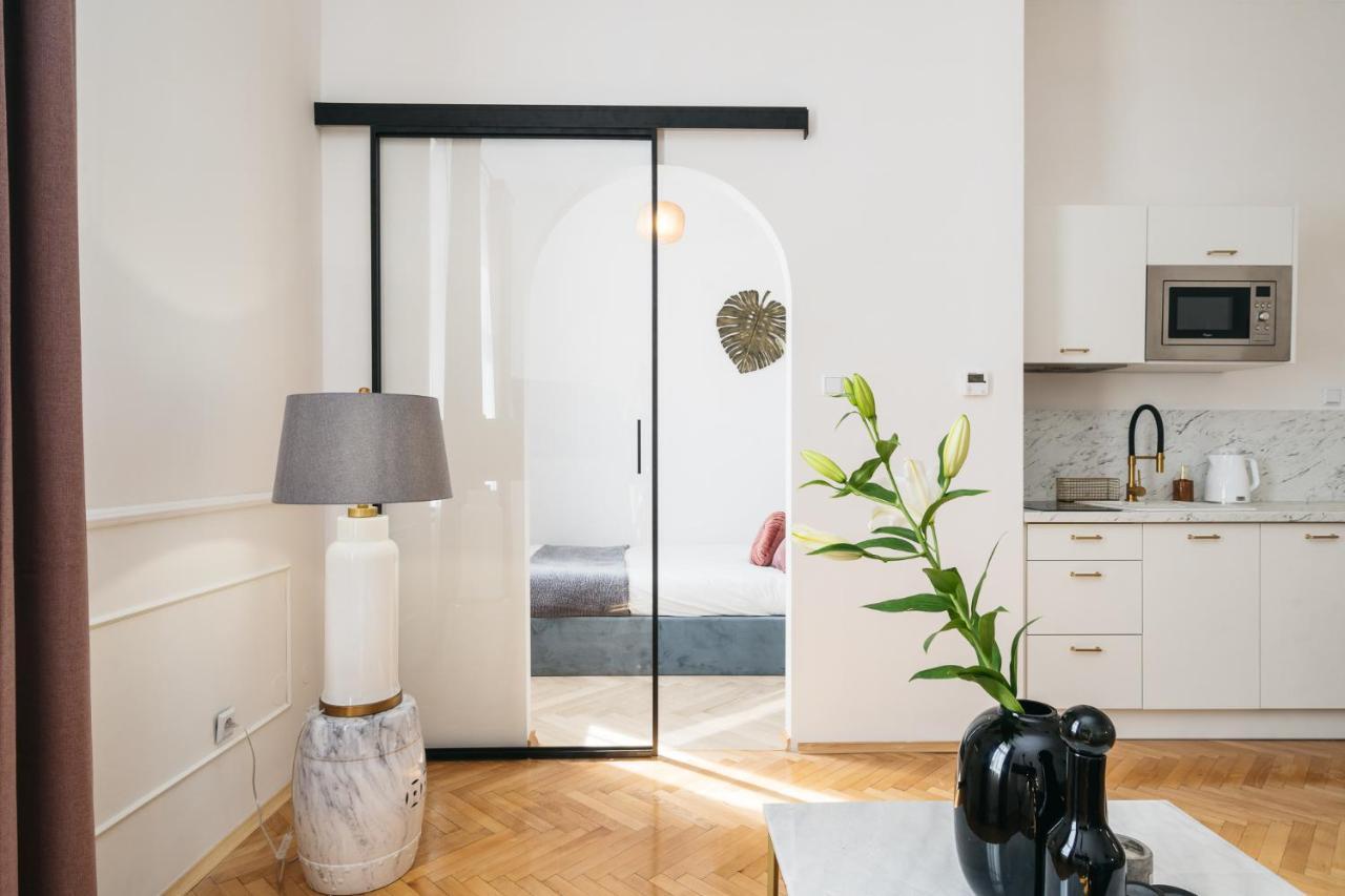 Luna Apartment - Loftaffair Krakow Luaran gambar