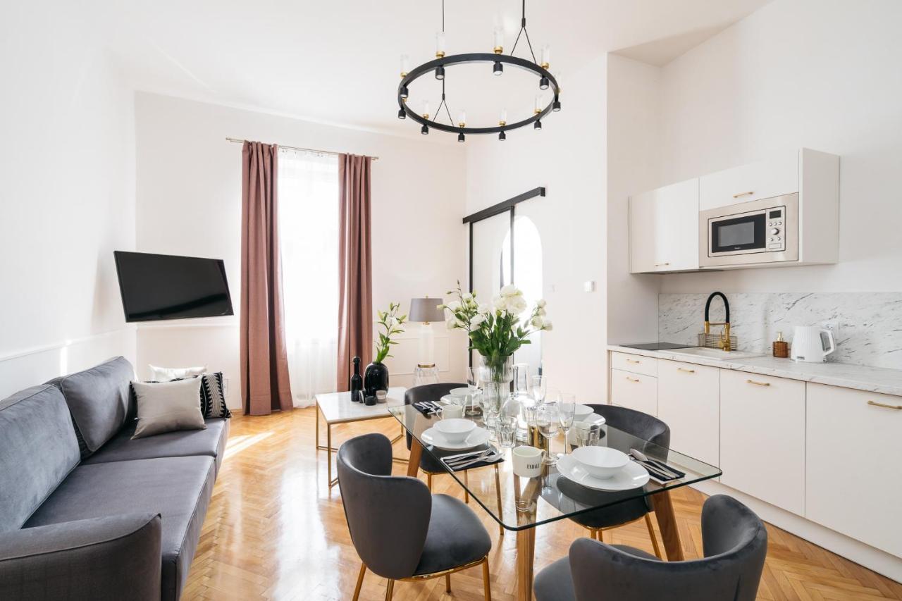 Luna Apartment - Loftaffair Krakow Luaran gambar